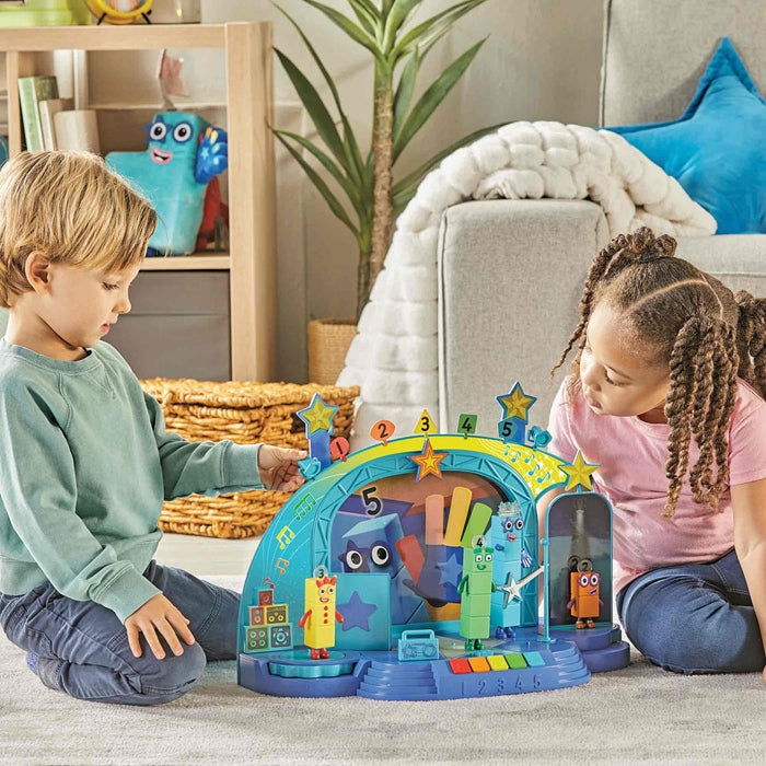 במת הקסם המוזיקלי של הספרה חמש נאמברבלוקס