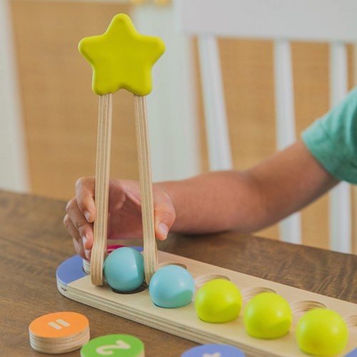 ערכת עץ לספירה והתאמה – פיתוח תחושת מספר ומוטוריקה