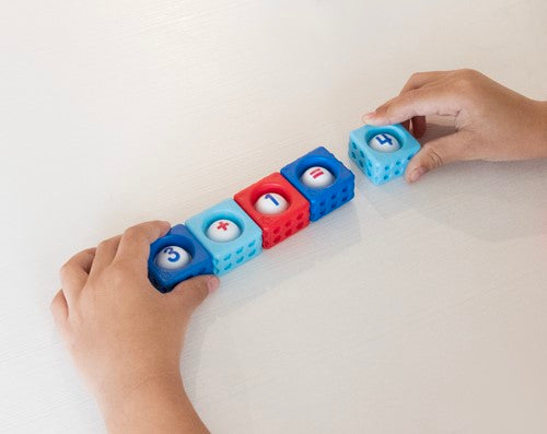 קוביות פופיט - מספרים וכישורי מתמטיקה בסיסיים